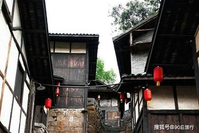 探索幼师专业怎么样?热门话题,红迪网平台给你不一样的视角